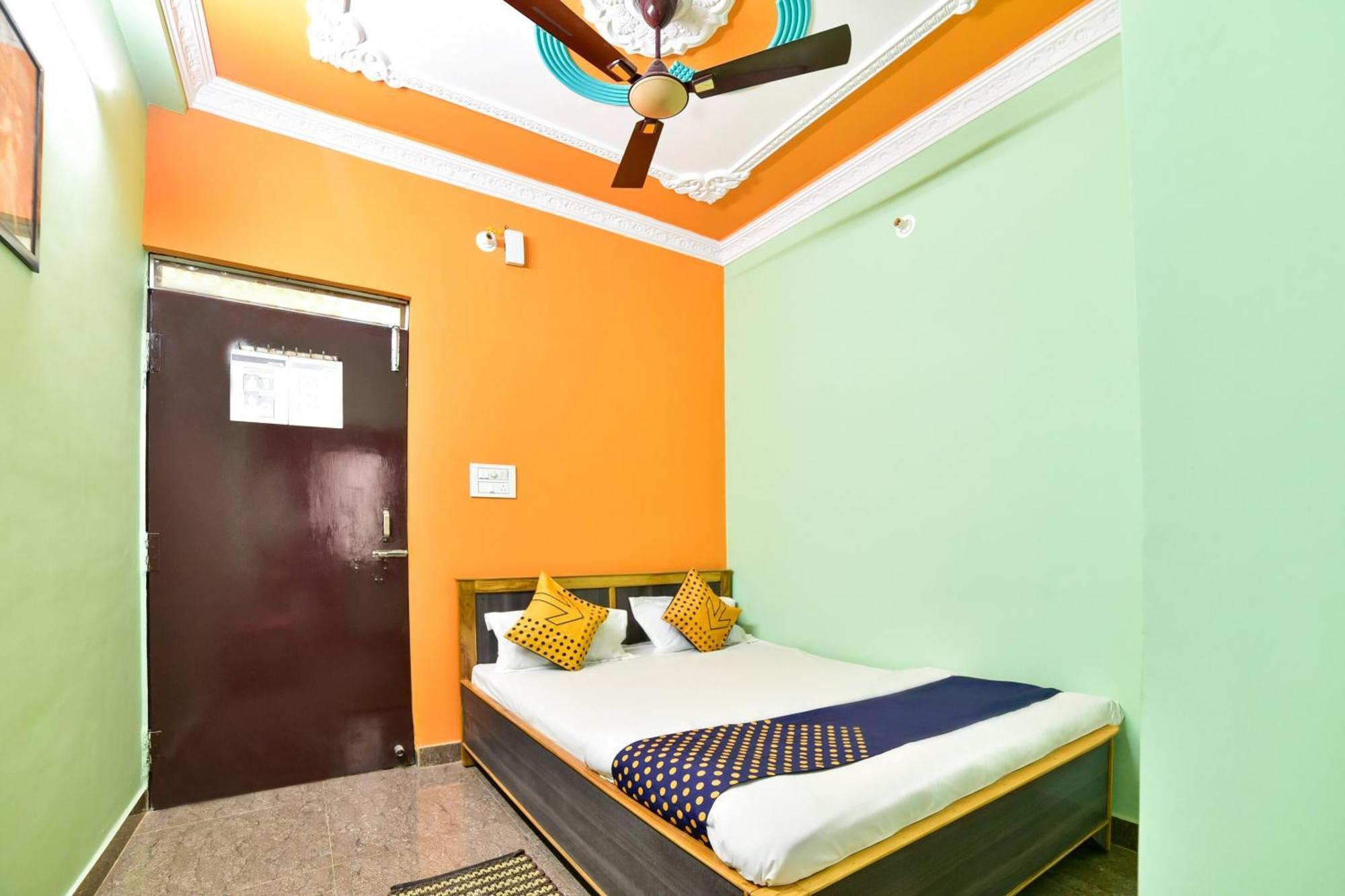 Spot On Devlok Guest House Patna  Exterior foto