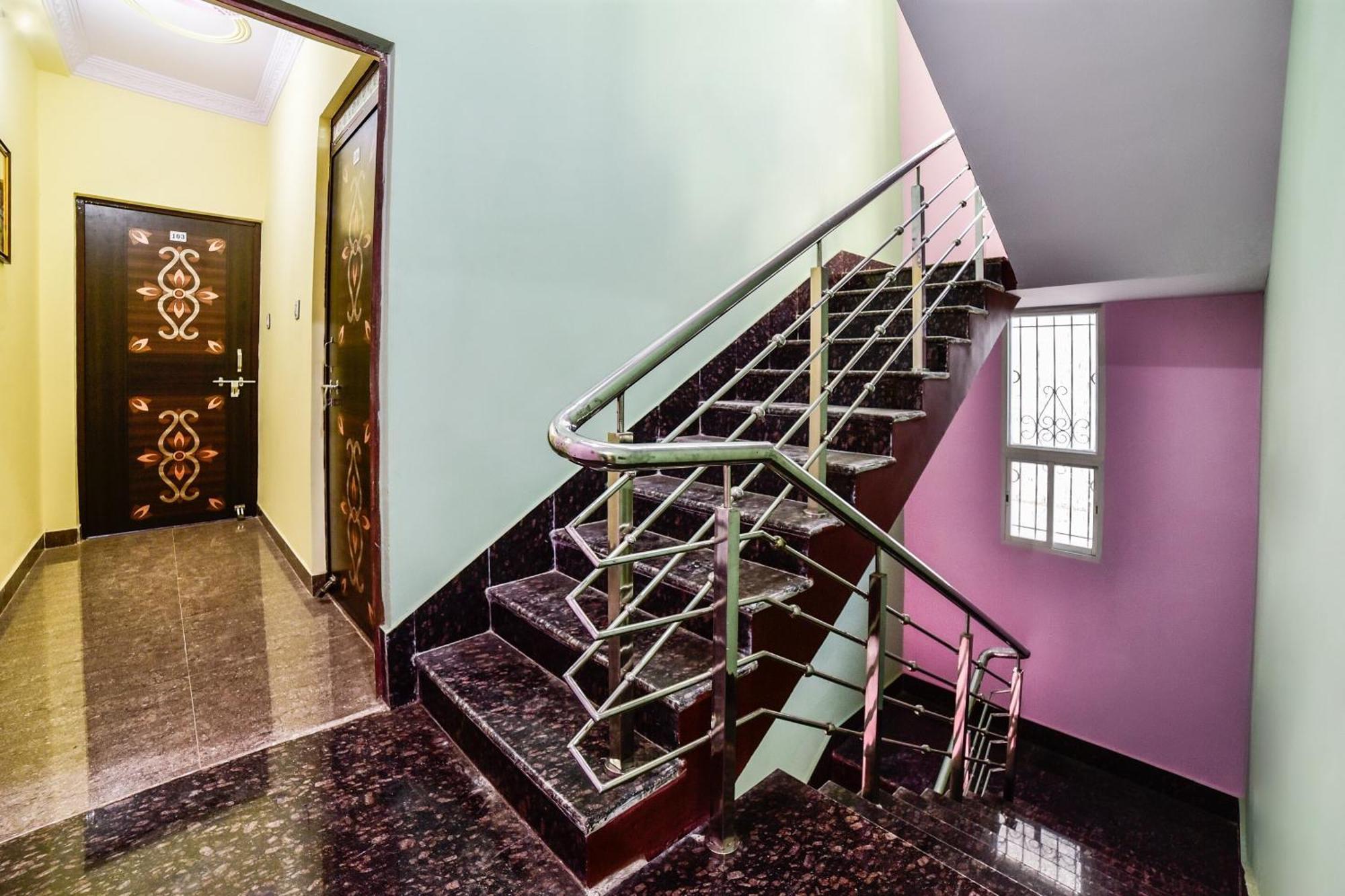 Spot On Devlok Guest House Patna  Exterior foto